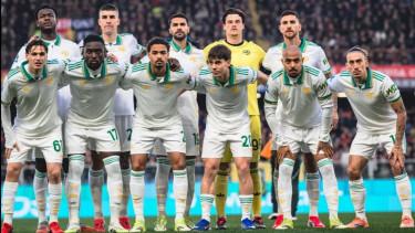 De Rossi Hancurkan Roma! Genoa Menang Dramatis, Como 1907 Tersenyum Puas!