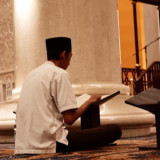 Keutamaan I tikaf di 10 Hari Terakhir Ramadhan, Kesempatan yang Tak Boleh Disia-siakan