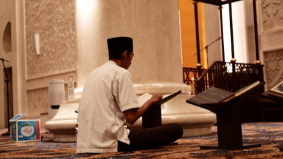 Keutamaan I'tikaf di 10 Hari Terakhir Ramadhan, Kesempatan yang Tak Boleh Disia-siakan