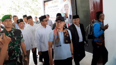 Tinjau Pembangunan KDMP, Menko Pangan Zulkifli Hasan Dorong Koperasi Merah Putih Jadi Offtaker Pangan Nasional