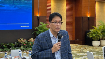 IHSG Anjlok dan Rupiah Tembus Rp17.000, Purbaya Salahkan Ekonom Sebar Narasi Pesimis