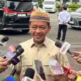 Bahlil Tegaskan Pemerintah Dukung Penuh Pesantren Lewat MBG dan Beasiswa LPDP