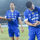 Persib Lebaran Lebih Cepat, Puncak Klasemen Milik Maung Bandung Usai Kalahkan Persik Kediri