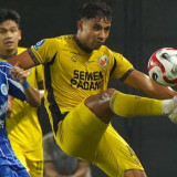 Imran Nahumarury Full Senyum, Semen Padang Taklukkan PSBS Biak