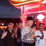 AHY Salurkan Bansos dari hasil Lelang Lukisan Kuda Api: Pak SBY Mendedikasikan Lukisan Ini yang Melambangkan Energi