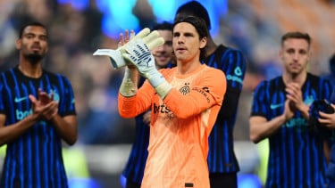 Demi Akhirnya Angkat Scudetto, Yann Bisseck Rela Inter Dipermalukan AC Milan