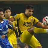 Semen Padang Menang 2-0 dari PSBS Biak, Mantan Ayah Mertua Pratama Arhan Kirim Bonus Rp100 Juta dan Doa dari Tanah Suci