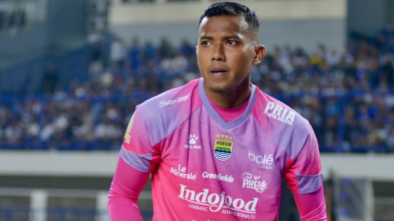 Kiper Lokal Bersinar, Teja Paku Alam Baru Kebobolan 10 Gol di Liga 1, Tapi Belum Dipanggil Timnas
            - galeri foto
