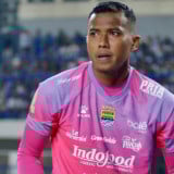 Kiper Lokal Bersinar, Teja Paku Alam Baru Kebobolan 10 Gol di ISL, Tapi Belum Dipanggil Timnas
