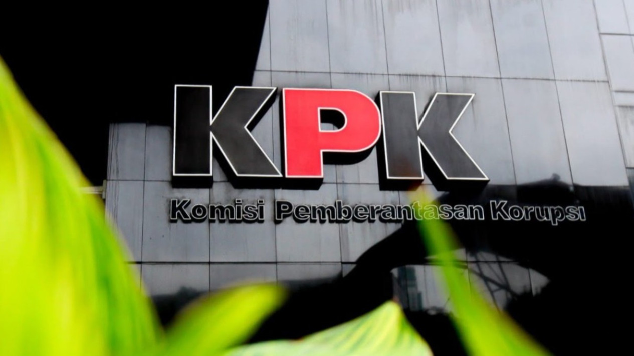 KPK Tetapkan Bupati Rejang Lebong Fikri Thobari Jadi Tersangka Dugaan Suap
            - galeri foto