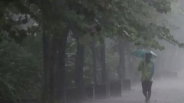 Waspada! Jakarta Siaga Cuaca Ekstrem Hingga 12 Maret, BPBD Minta Warga Siap Siaga