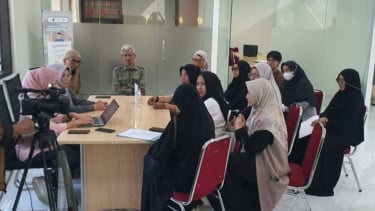 Gubernur Jabar KDM Cabut Operasional SMK IDN Bogor di Tengah Jalan, Ratusan Siswa Terancam Gagal Lulus, Wali Murid Geruduk Gedung Sate