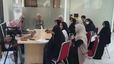 Gubernur Jabar KDM Cabut Operasional SMK IDN Bogor di Tengah Jalan, Ratusan Siswa Terancam Gagal Lulus, Wali Murid Geruduk Gedung Sate