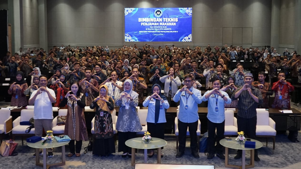 Ratusan Pengelola Dapur MBG Ikut Bimtek, Pemerintah Kejar Sertifikat Higiene
            - galeri foto
