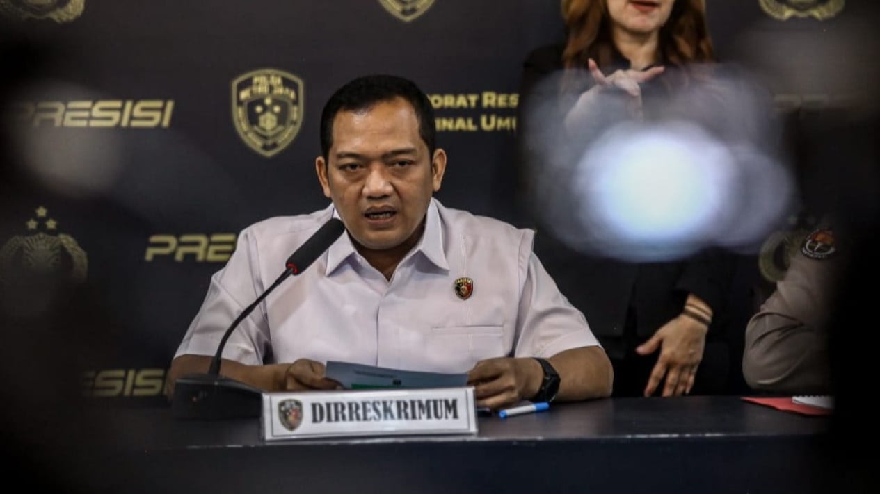 Pelaku Pembunuhan Pensiunan JICT Ermanto Usman di Bekasi Langsung Ditahan, Terancam 15 Tahun Penjara
            - galeri foto