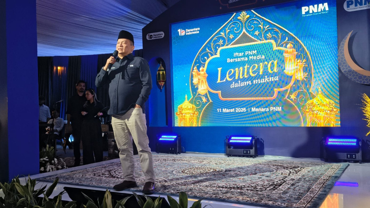 PNM Mekaar Sentuh 16,1 Juta Nasabah Perempuan di 60 Ribu Desa, Dirut Arief Mulyadi: 2,4 Juta Sudah Naik Kelas
            - galeri foto