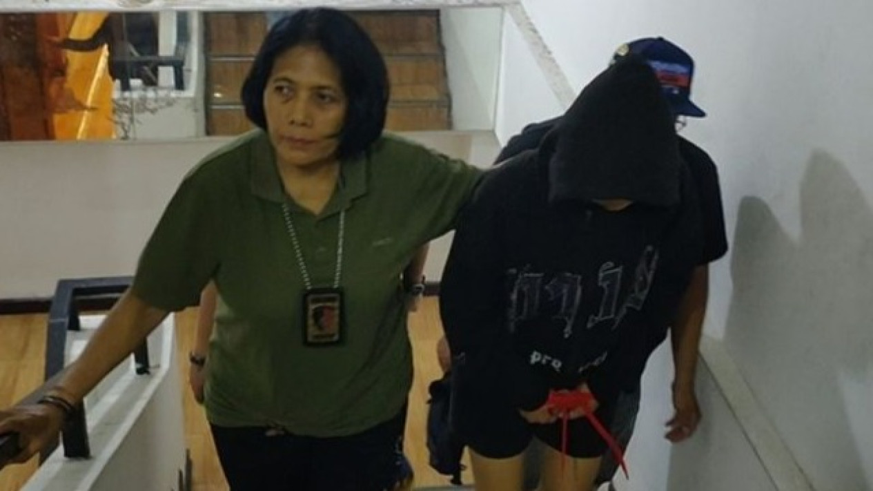 Pernah Bebas Jalur Damai, Ibu Muda 22 Tahun Ini Malah Kembali Berulah hingga Terancam 5 Tahun Penjara
            - galeri foto