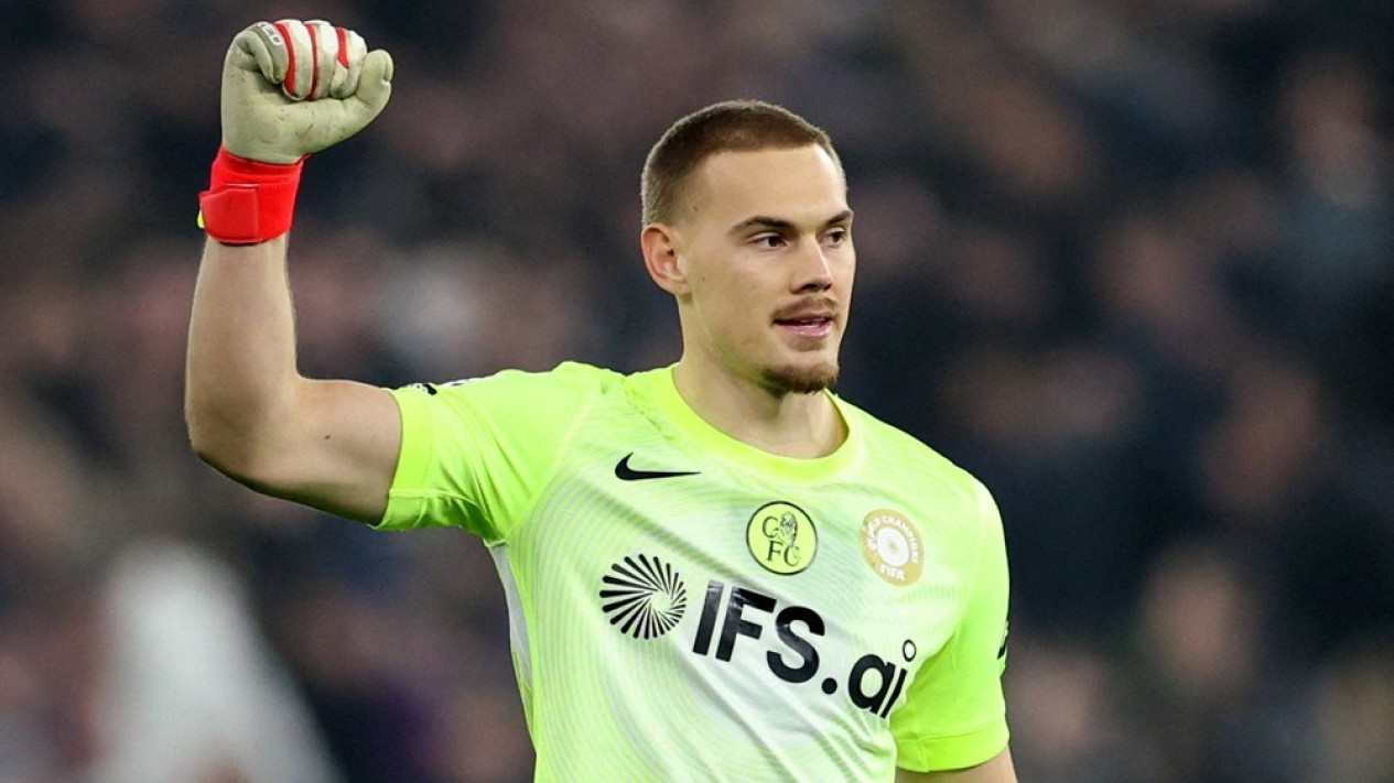 Berita Liga Champions: Filip Jorgensen Bikin Blunder saat Chelsea Dihajar PSG 2-5, Liam Rosenior Pasang Badan
            - galeri foto