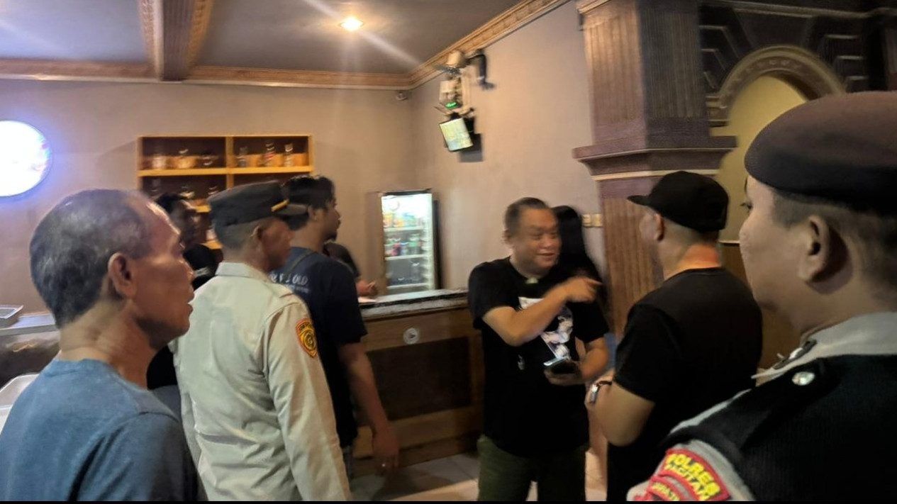 THM Langgar Aturan Jam Buka saat Ramadhan, Ini Sanksinya
            - galeri foto