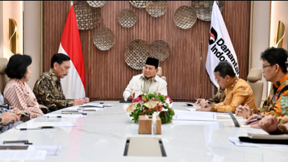 Prabowo Kumpulkan DEN dan Para Menteri, Bahas Ancaman Konflik Timur Tengah terhadap Ekonomi Dunia