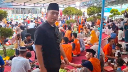 Lepas Rindu dalam Jeruji Besi, Warga Binaan Lapas Kelas Dua B Buka Puasa Bersama Keluarga 