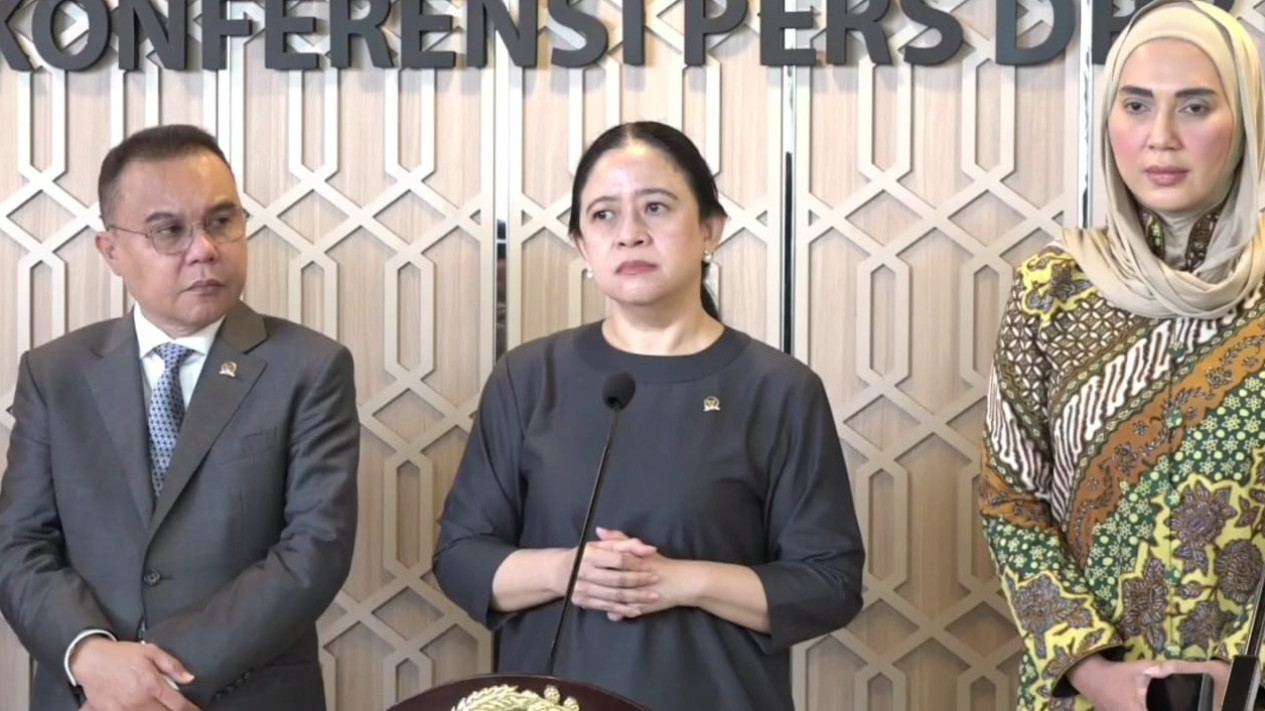 Konflik Timur Tengah Memanas, DPR Minta Penyelenggaraan Haji Dievaluasi: Keselamatan Jemaah Diutamakan
            - galeri foto