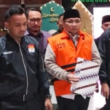 Gunakan Rompi Tahanan KPK, Yaqut Ngaku Tak Terima Uang Dari Dugaan Korupsi Kuota Haji