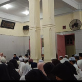 Makna Besar Berbuka Puasa Bersama Anak Yatim Piatu: Sunnah Penuh Pahala yang Menginspirasi Aksi Berbagi di Ramadan