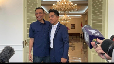 Di Hadapan Gibran, Rismon Sianipar Akui Hal Ini Tentang Jokowi