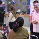 Tinjau Layanan Sektor Transportasi bareng KAI, Menteri PANRB Kawal Pelayanan Mudik 2026 agar Tetap Terjaga