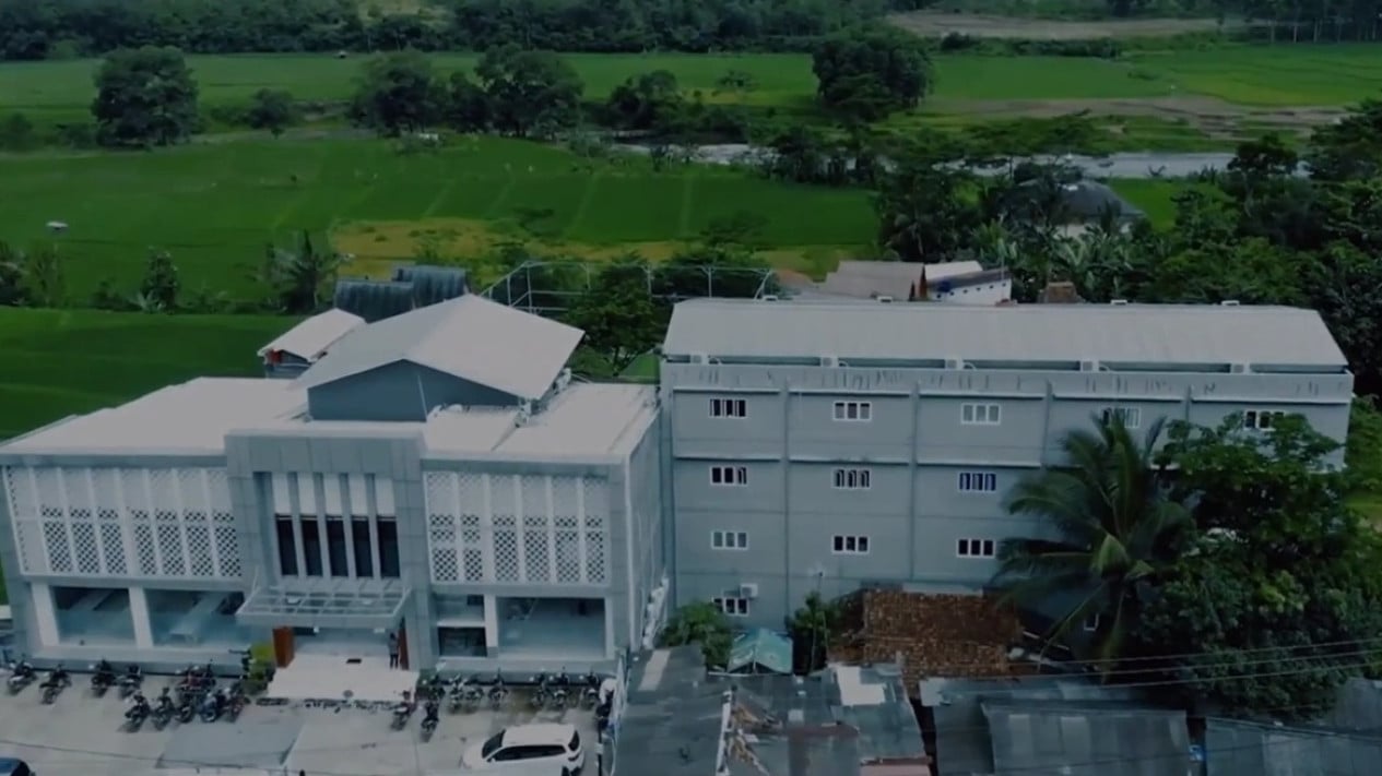 Jeritan Orang Tua Siswa SMK IDN Bogor usai Izin Sekolah Dicabut Gubernur Dedi Mulyadi: Kami Mau Semua Lulus di Sini
            - galeri foto