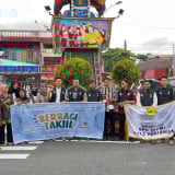 Baznas dan HIPMI Kota Pariaman Kolaborasi Bagikan 300 Paket Takjil Gratis