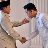 Prabowo dan Gibran Tunaikan Zakat Lewat Baznas di Istana Negara