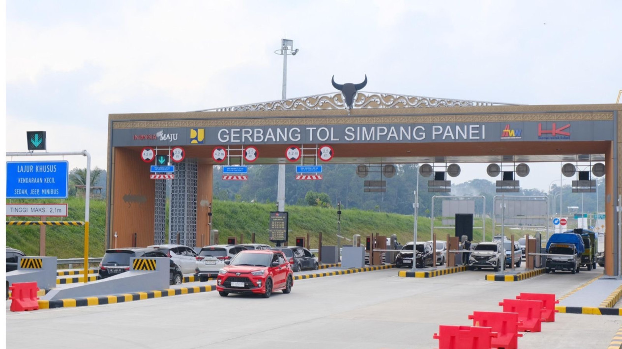 Arus Mudik Lebaran 2026, Tol Sinaksak–Simpang Panei Dibuka Gratis Mulai Jumat 13 Maret
            - galeri foto