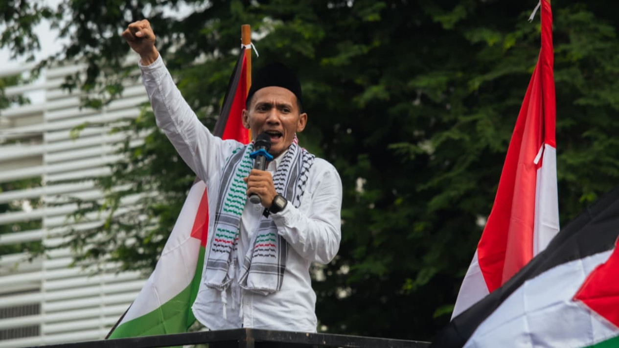 AWG Serukan Aksi Bela Al-Aqsa dan Palestina di Depan Kedubes AS
            - galeri foto