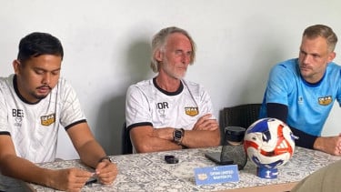 Bangkit dari Kegagalan di Asia, Jan Olde Riekerink Targetkan Dewa United Curi Poin dari Markas Persija Jakarta