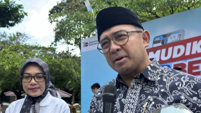 Duka Cita pada Fahdly, Siswa SMA 5 Bandung yang Meninggal Dunia Terus Mengalir, Farhan: Atas Nama Pemkot Saya Sampaikan Belasungkawa!