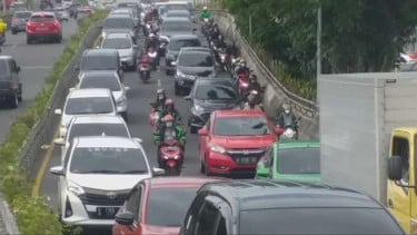 Mudik 2026: Cara Shalat di Mobil saat Macet-macetan