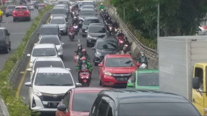 Mudik 2026: Bolehkah Shalat di Mobil saat Terjebak Macet?