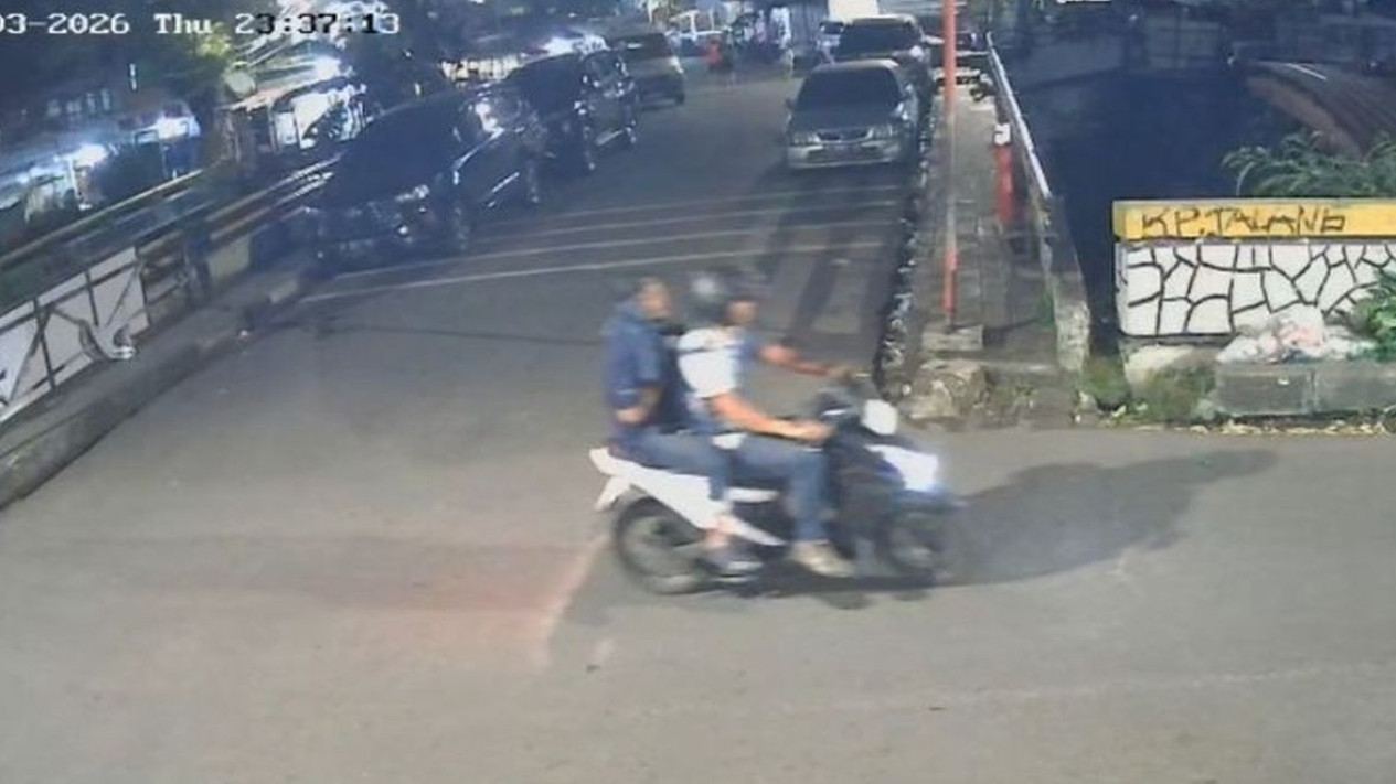 Beredar Tampang dan Ciri-ciri Pelaku Penyiram Air Keras ke Aktivis Kontras, Ini Kata Polisi
            - galeri foto