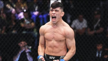 Rekap Hasil UFC 114: Kevin Vallejos Membabi Buta Kalahkan Petarung Veteran Josh Emett Lewat TKO di Ronde Pertama