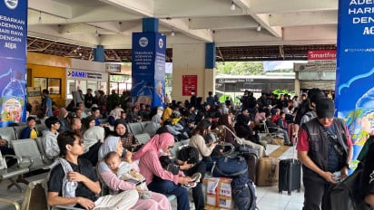 Hiruk Pikuk Arus Mudik di Terminal Kampung Rambutan, Pemudik Padati Bus AKAP Menuju Berbagai Daerah