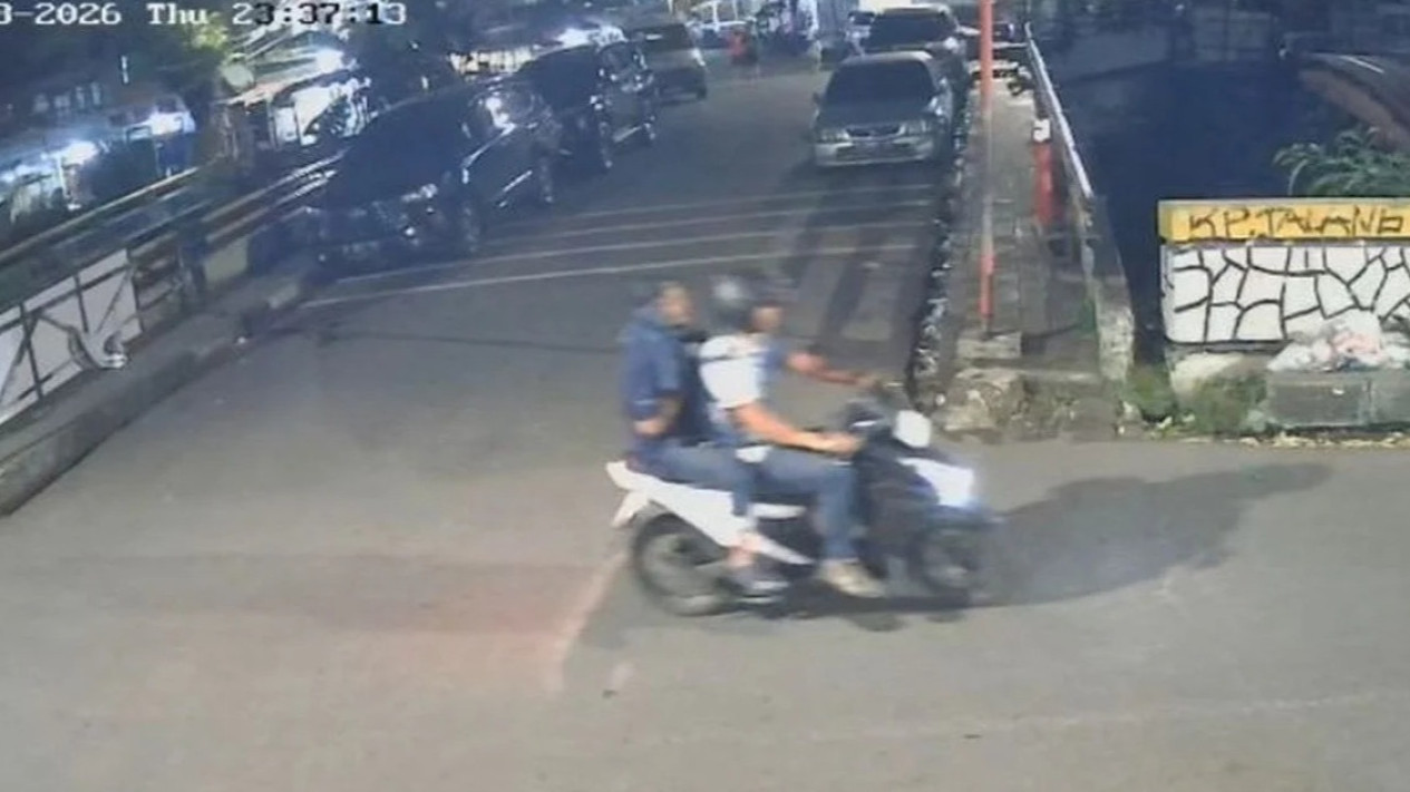 Wamen HAM: Negara Tanggung Biaya Pengobatan Andrie Yunus Aktivis KontraS Korban Penyerangan Air Keras
            - galeri foto