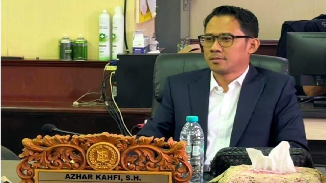 DPRD Surabaya Ingatkan Layanan Publik Tak Boleh Kendor Saat WFA
            - galeri foto