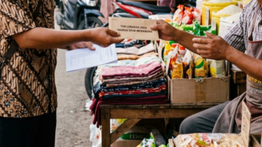 Bolehkah Minta Iuran THR ke Pedagang Jelang Idul Fitri? Ustaz Khalid Basalamah Beri Penjelasan