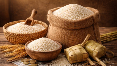 Sedang Berada di Luar Negeri, Zakat Fitrah Sebaiknya Dibayar di Mana? Ini Penjelasan Ustaz Adi Hidayat