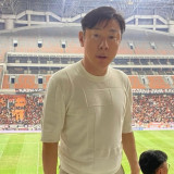 Eks Pelatih Timnas Indonesia Shin Tae-yong Kedapatan Pantau Laga Persija Jakarta di JIS, Isyarat Gantikan Mauricio Souza?