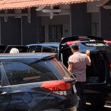 Buntut Penetapan Tersangka Bupati Cilacap, KPK Geledah Pendopo Wijayakusuma Sakti