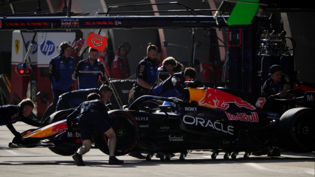 Bos Mercedes Ikut Heran Max Verstappen Gagal Finis di F1 GP China 2026: Masalahnya Ada Pada..
            - galeri foto