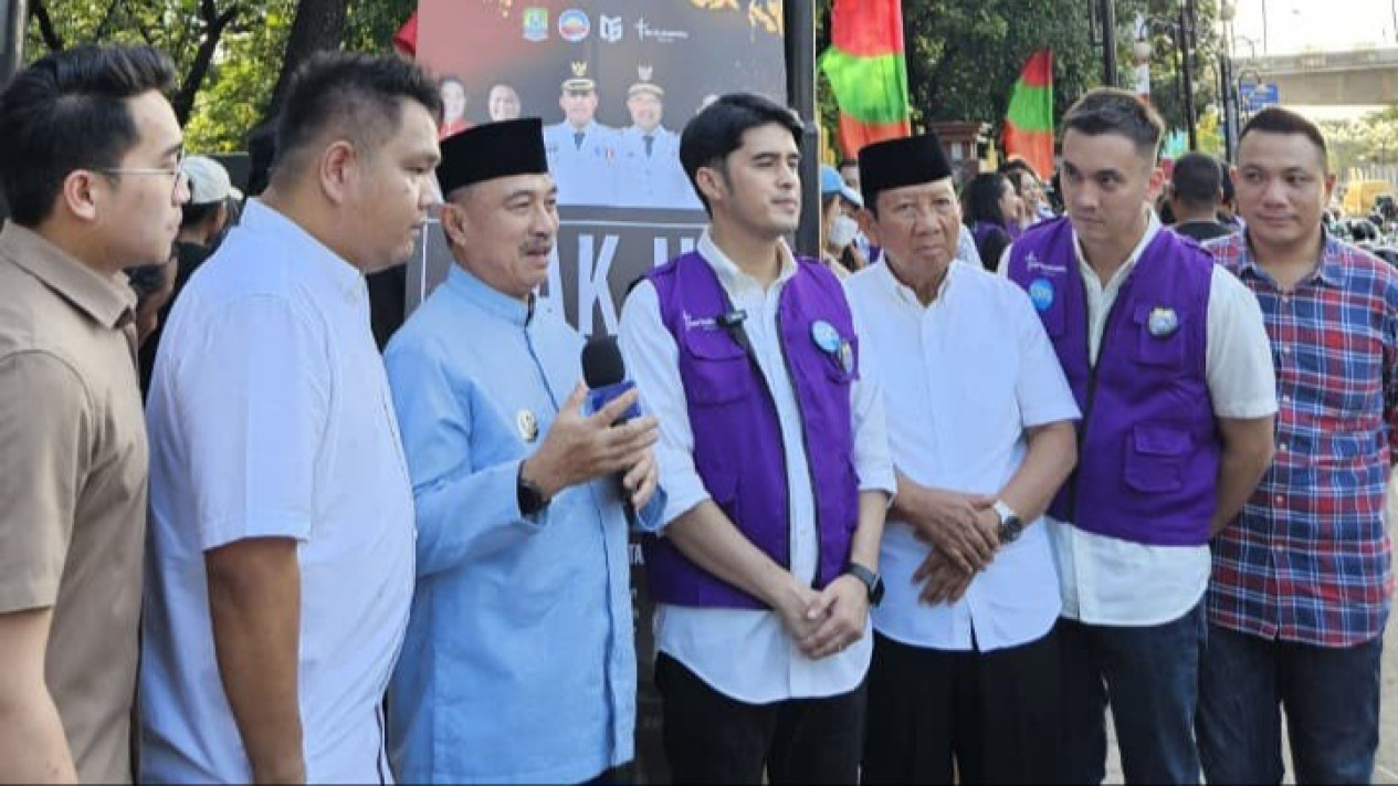 Wujud Toleransi, Pemkot Bekasi dan Organisasi Pemuda Gelar Kegiatan Berbagi Takjil di Ramadan 2026
            - galeri foto